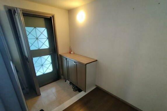 ロイヤルヴィラ熱海の玄関