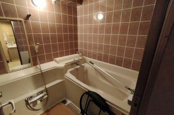 ロイヤルヴィラ熱海の浴室