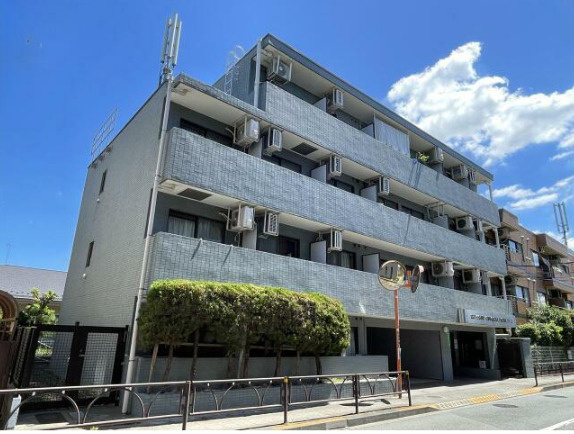 スカイコート千歳烏山第五の外観