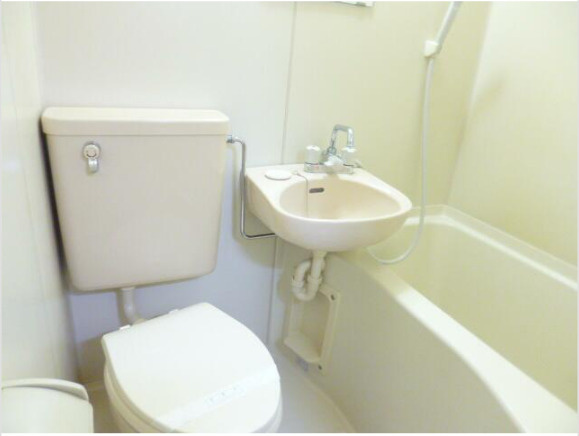 スカイコート千歳烏山第五の浴室