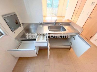 【洋室】 | エリチェ青山