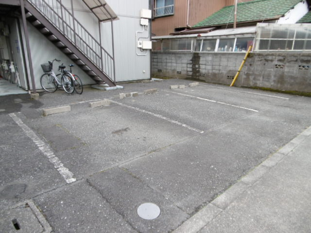 ＦＬＡＴ２５９０の駐車場|共用設備2