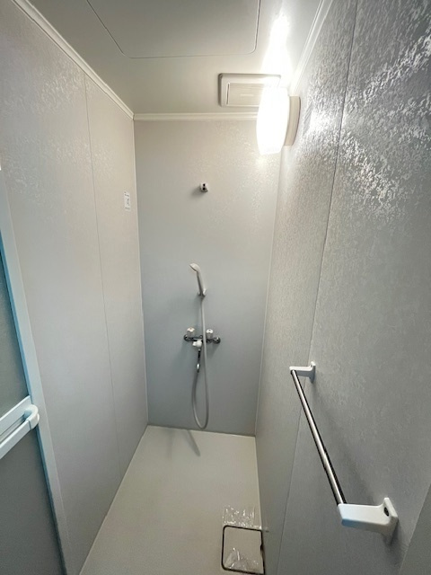 ＦＬＡＴ２５９０の浴室