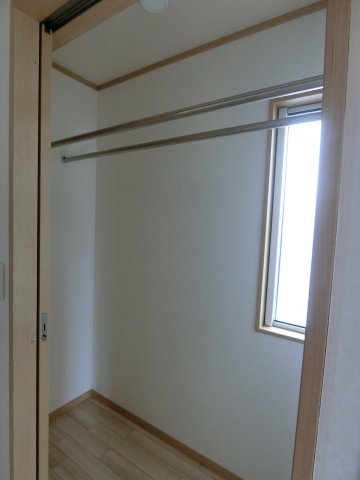 彦名町大西貸家の内装