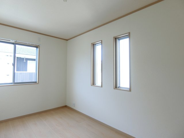 彦名町大西貸家の洋室