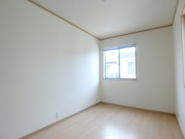 彦名町大西貸家の洋室