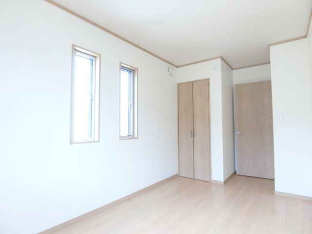 彦名町大西貸家の居間・リビング