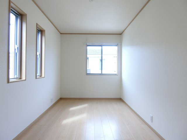 彦名町大西貸家の居間・リビング