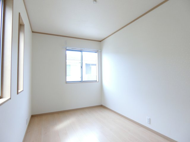 彦名町大西貸家の居間・リビング