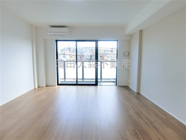 CREAL premier西馬込の居間・リビング