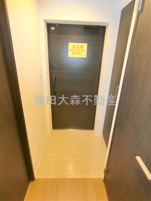 CREAL premier西馬込の玄関