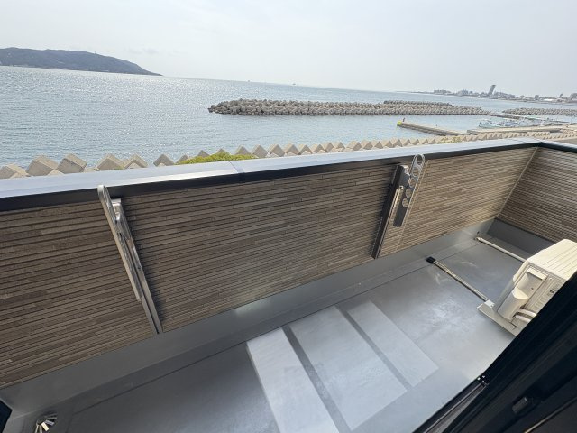 プレミアスペースⅡのバルコニー