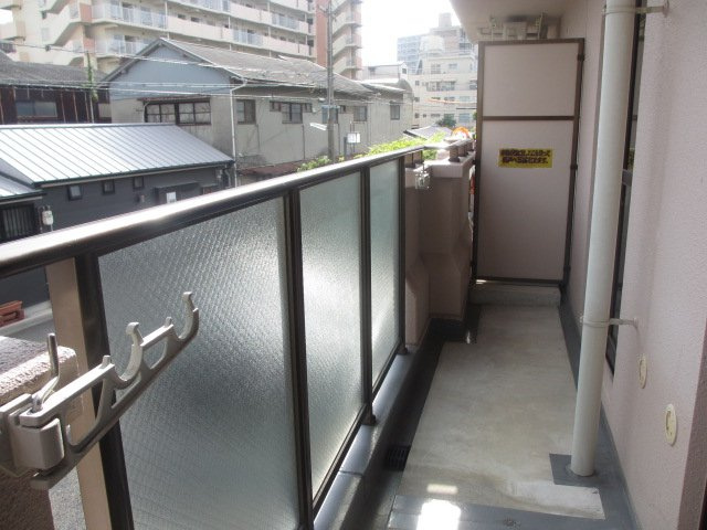 近畿荘（ハーバーキンキ）のバルコニー