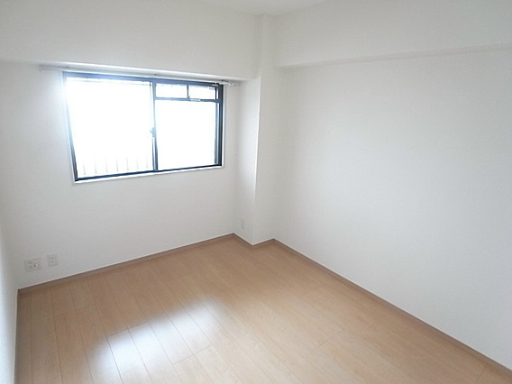 ベルコート相楽園の居間・リビング