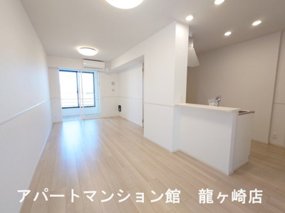 【居間・リビング】 | カーサ　ソラーナ | その他