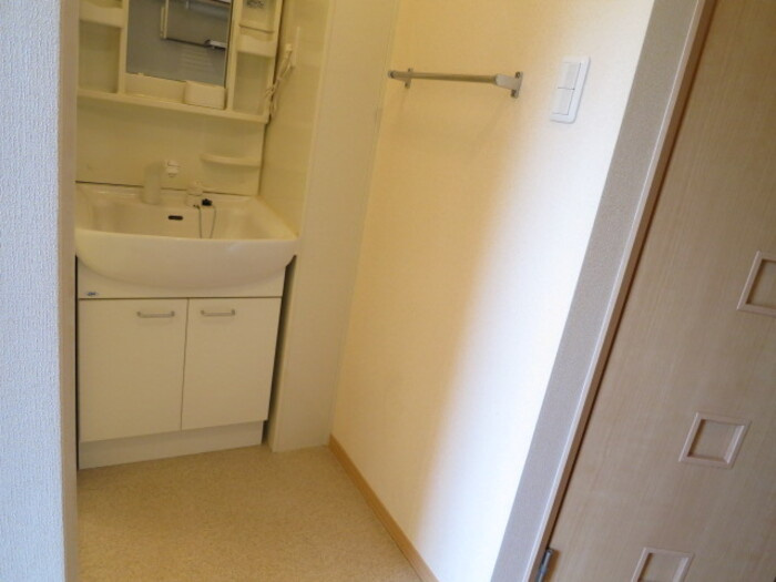 クレールコートの洗面所|洗面所 洗髪洗面化粧台あり