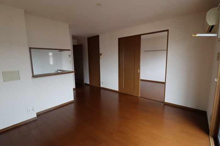 コモド八ヶ崎 Ａ・Ｂの居間・リビング|リビングルーム