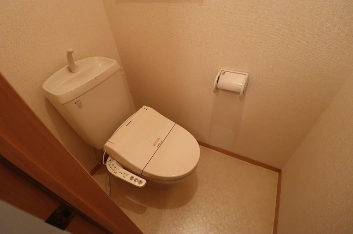 クローカスのトイレ|トイレ 温水洗浄暖房便座