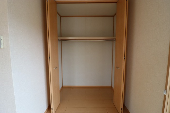 クローカスの収納|クローゼット