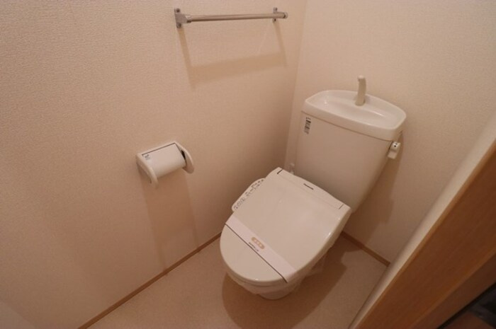 MTアーバンコートのトイレ|トイレ 温水洗浄暖房便座