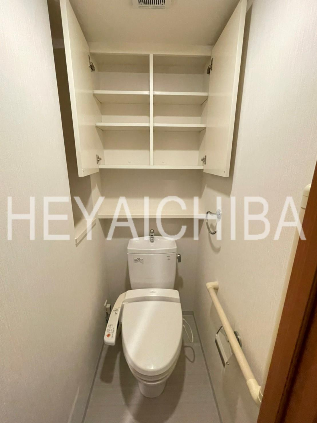 日神デュオステージ御徒町のトイレ|上部収納