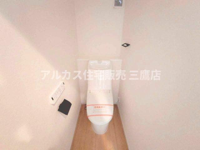 三鷹市井口５丁目 中央線 武蔵境駅 新築戸建のトイレ