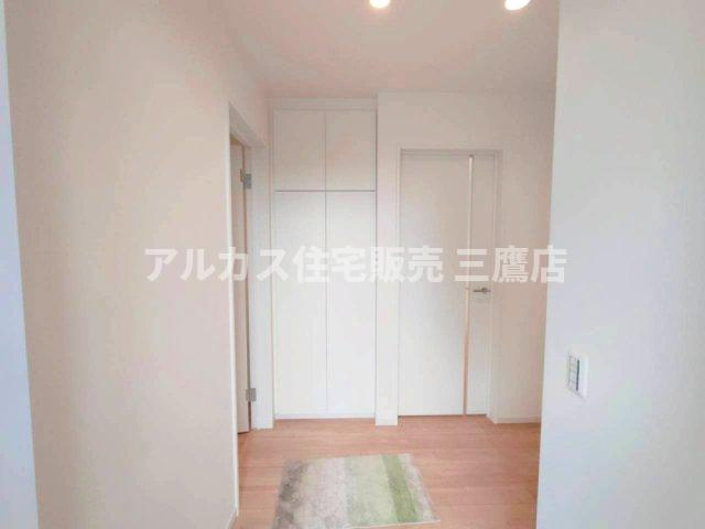 三鷹市井口５丁目 中央線 武蔵境駅 新築戸建の玄関