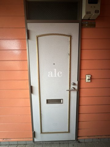 リヴェール仙川の玄関