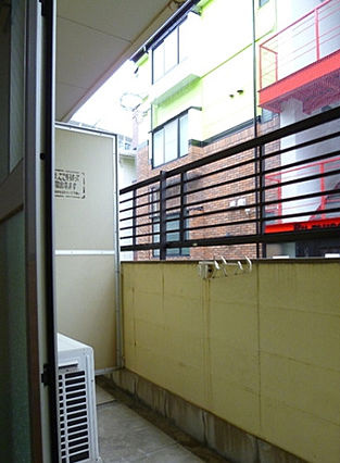 ワンバイワンのバルコニー