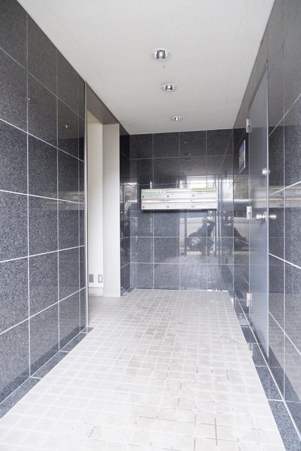 キャピタル高尾のエントランス