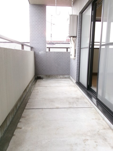 キャピタル高尾のバルコニー