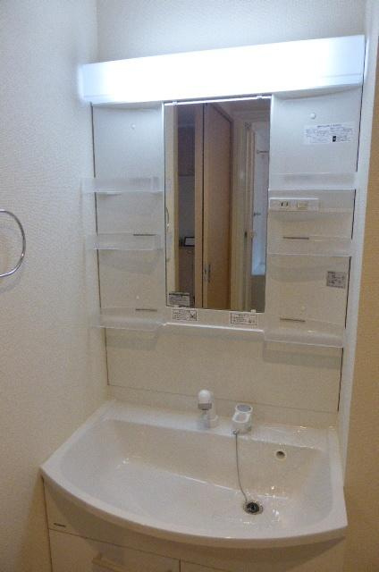 ラコルタ　ブローンの洗面所|洗面所