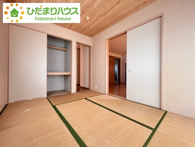 野田市上花輪　中古戸建の和室|リビング横には落ち着く和室がございます♪