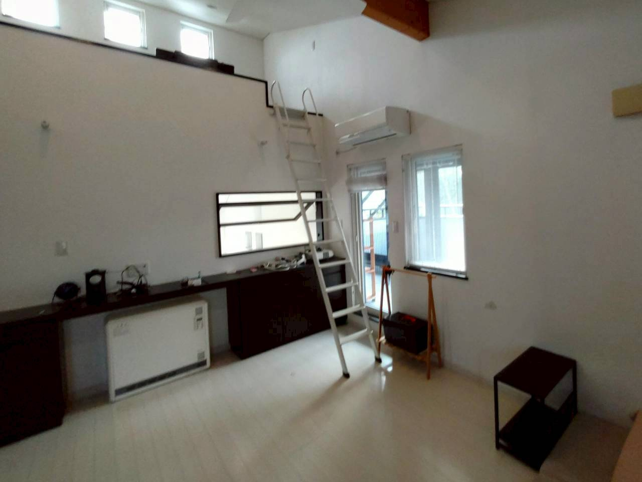 茶内旭町3丁目中古住宅の内装