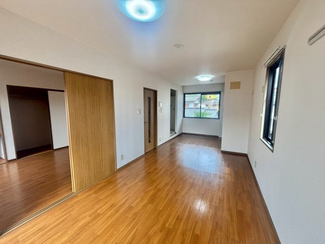 ウィズファイブの居間・リビング