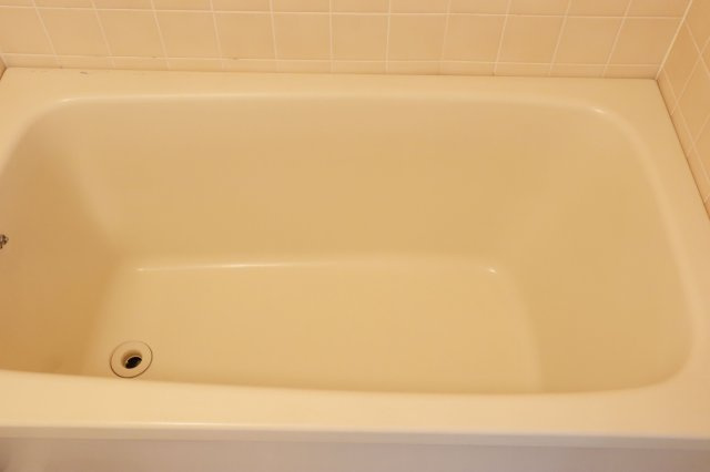 【浴室】 | メヌエット大橋駅前 | 浴槽は足を伸ばしてゆったりおくつろぎ頂けます