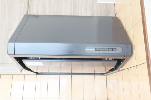 【キッチン】 | メヌエット大橋駅前 | 換気扇は使用した分だけ汚れがたまるので、新しいものに交換すると気持ちよく新生活を始められます