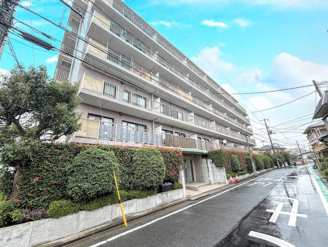 アークハイム東戸塚の外観|◆リフォーム済みでのお引渡しなので、即ご入居可能です。家具の配置や色など決めやすくスムーズにお引越しできます。
