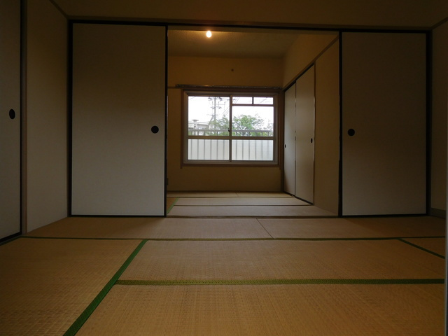 【居間・リビング】