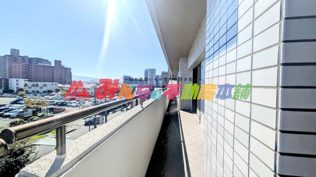 ライオンズマンション諏訪野のバルコニー