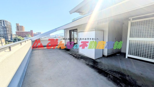 ライオンズマンション諏訪野のバルコニー