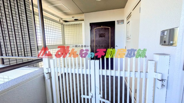 ライオンズマンション諏訪野の玄関