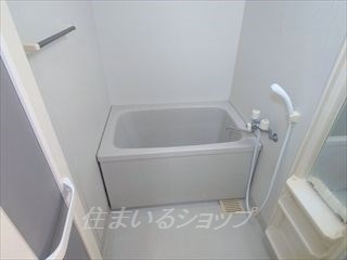 広島市安佐北区深川２丁目のアパートの浴室