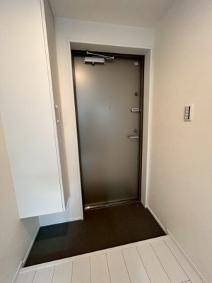 【玄関】 | ホワイトキューブ若宮