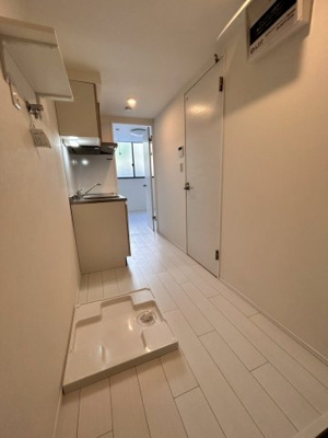 【ロビー】 | ホワイトキューブ若宮