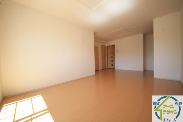 フォレストメゾンⅠの居間・リビング|※類似部屋