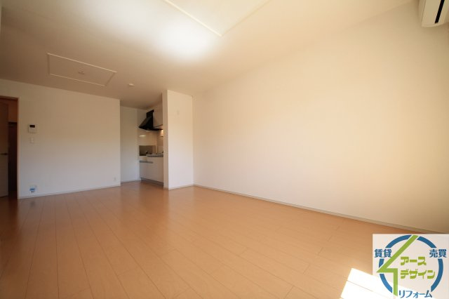 フォレストメゾンⅠの居間・リビング|※類似部屋