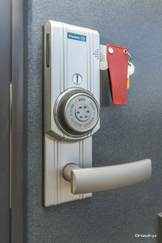 プリマヴェーラのエントランス|カードキー