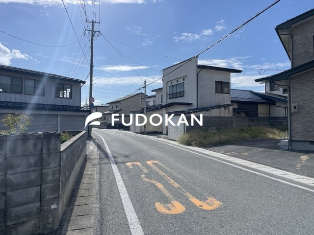 天童市柏木町二丁目【中古住宅】の前面道路含む現地写真|前面道路