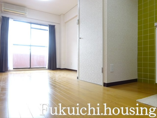 セザール上北沢の居間・リビング